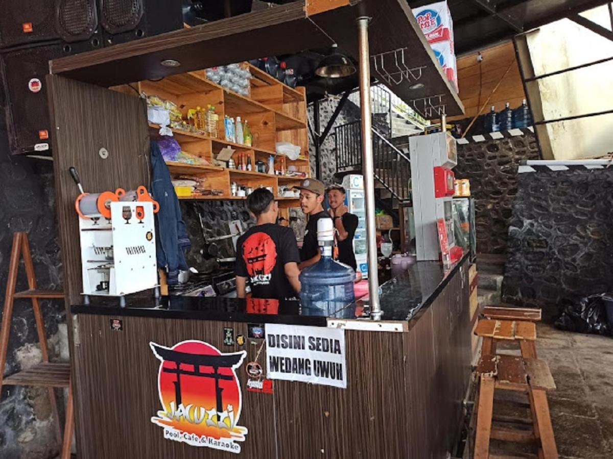 Welirang Forest Pacet Villa Mojokerto Eksteriør billede